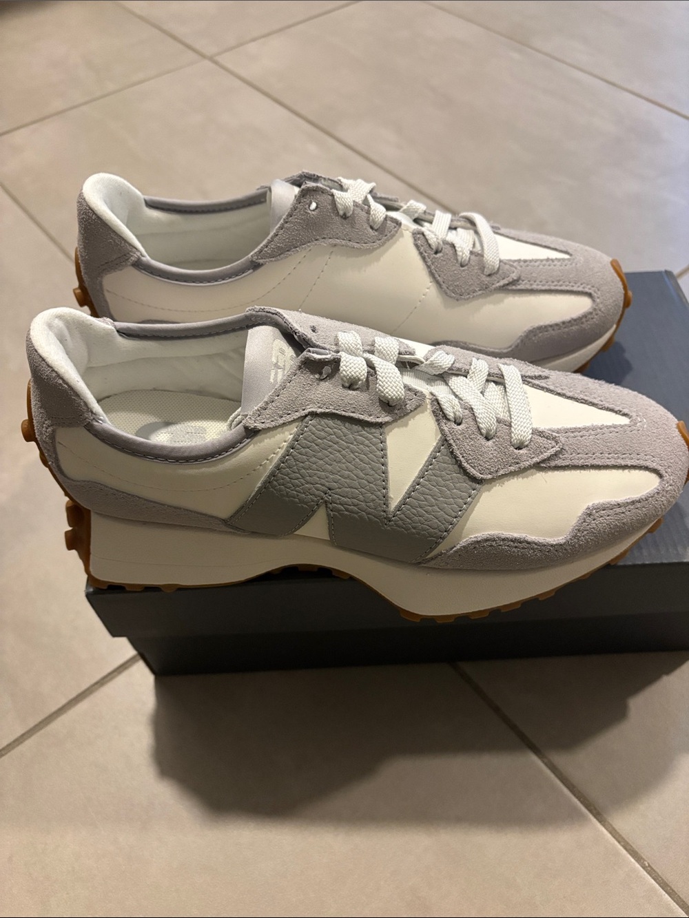 New Balance 327 White and Light Gray Retro-Style Sneakers